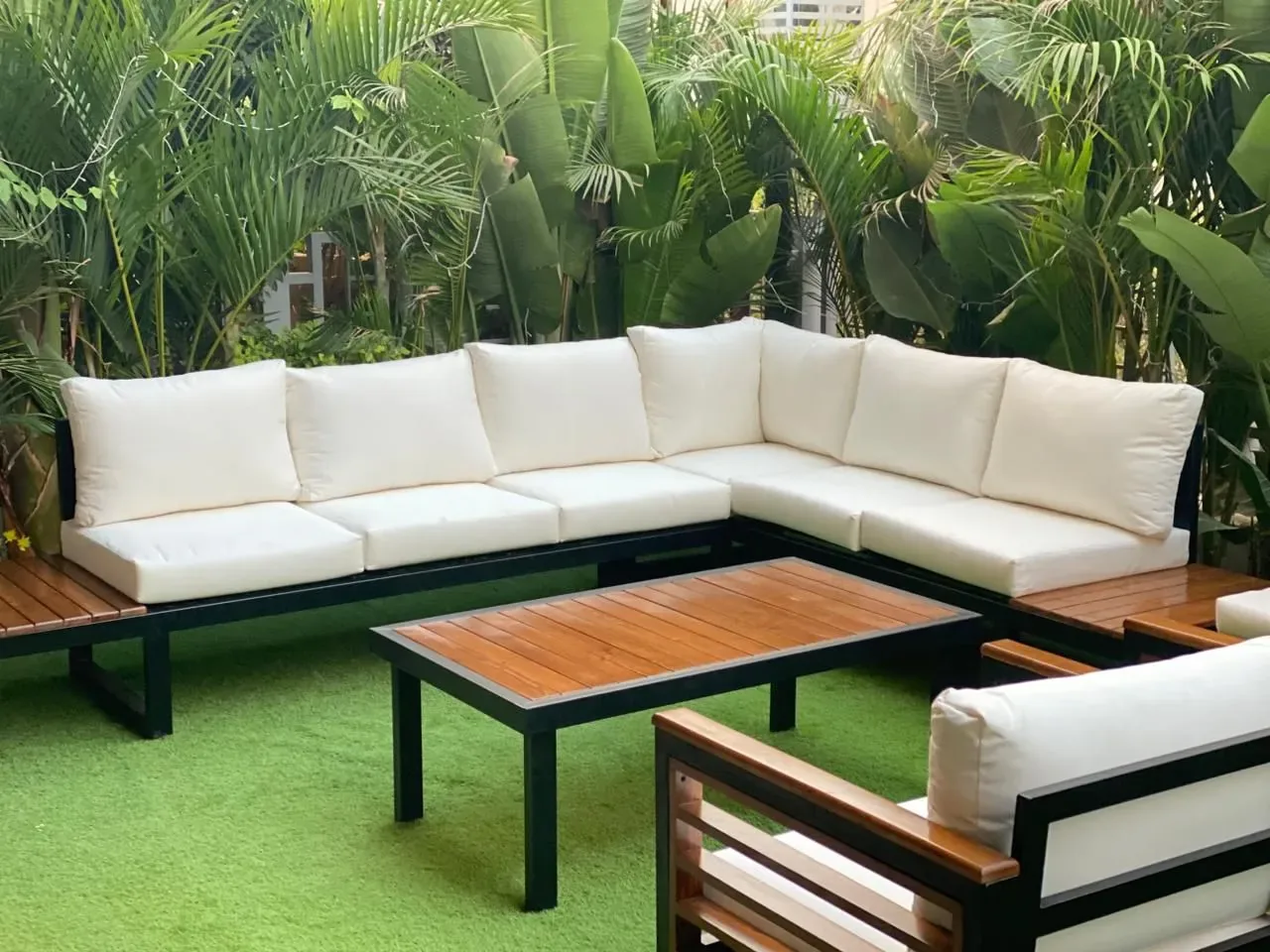 العناية بأثاث Outdoor في المناطق الساحلية